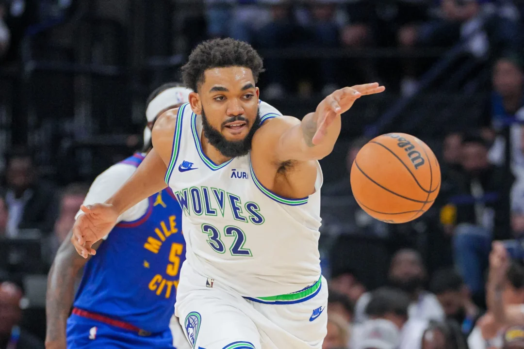 Karl-Anthony Towns traded to the Knicks!